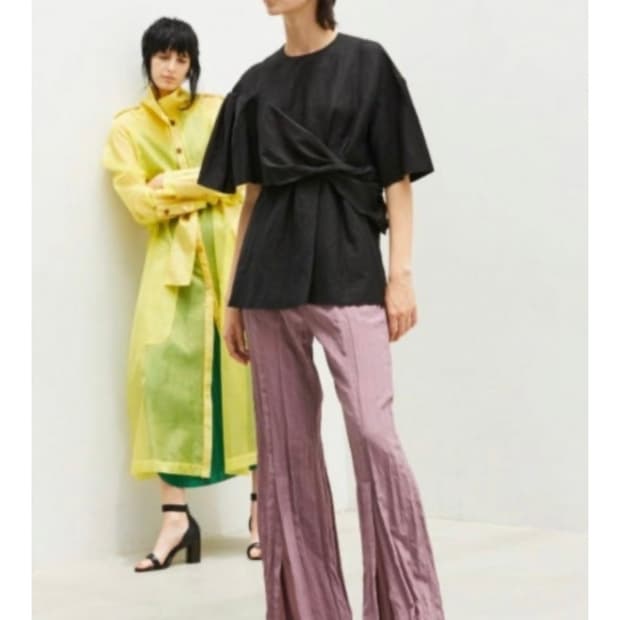 Akiranaka 아키라나카 프론트슬릿 팬츠