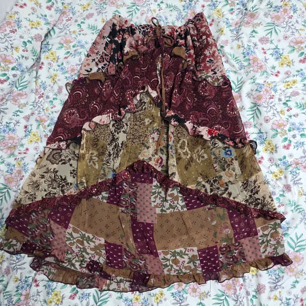 일본빈티지)플로럴 셔링 캉캉 스즈코 모리걸 보헤미안 패치워크st 롱스커트