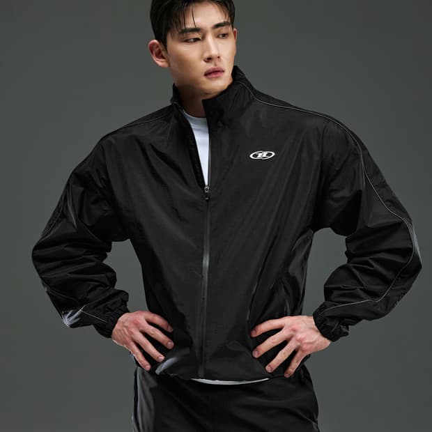 본투윈 26ss 크롬로고 트랙 바람막이