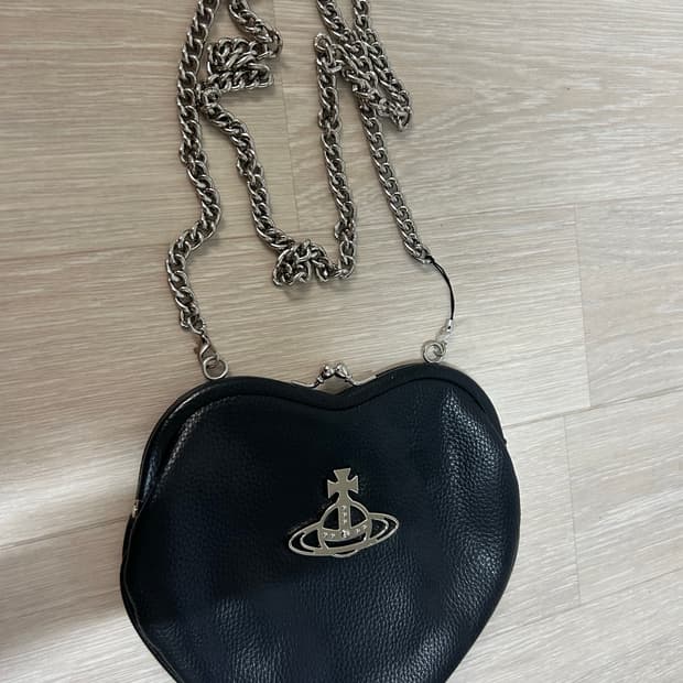 비비안웨스트우드 가방 검정 하트백