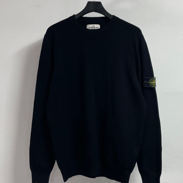 스톤아일랜드 와펜 울 라운드 니트 (on.540)