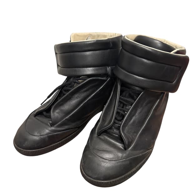 마르지엘라 퓨처 하이탑