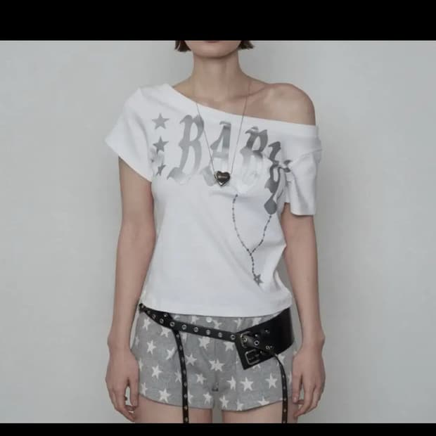 셋업이엑스이 BABY WIDE NECK TOP 원숄더 반팔