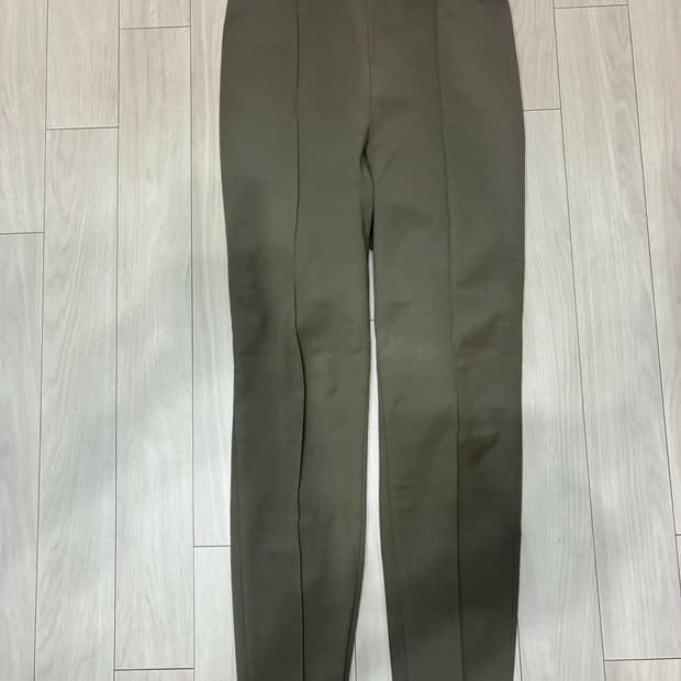 Theory 바지 새제품