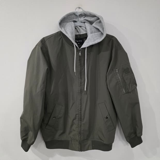 TATE 후드 MA-1 봄버 자켓 카키색 100