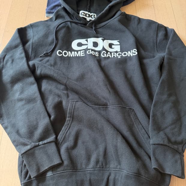 꼼데가르송 CDG 후드티