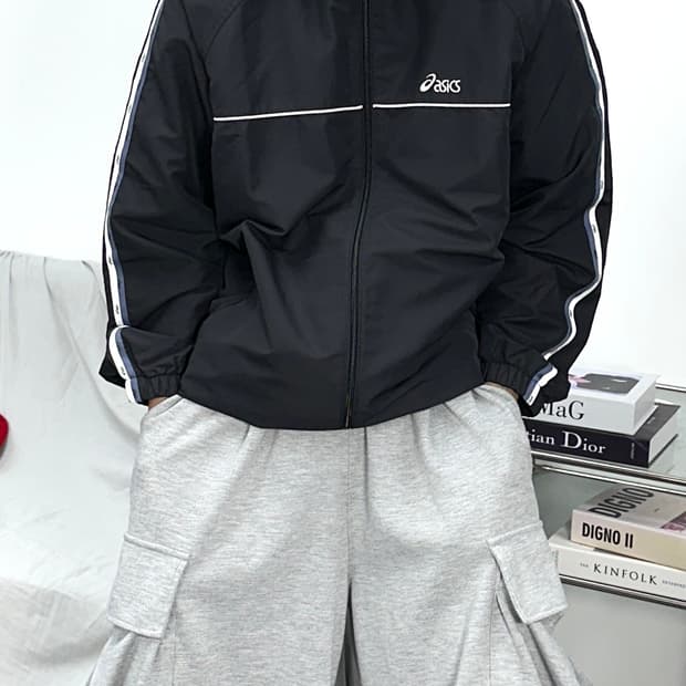 아식스 올드스쿨 사이드라인 바람막이 L