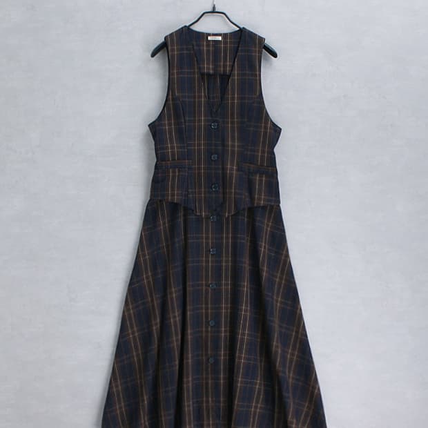 CAPRI _ check vest ops _S4397