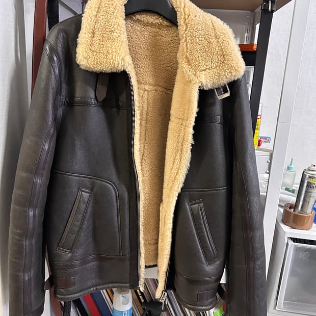 느와르라르메스 무스탕 50 사이즈