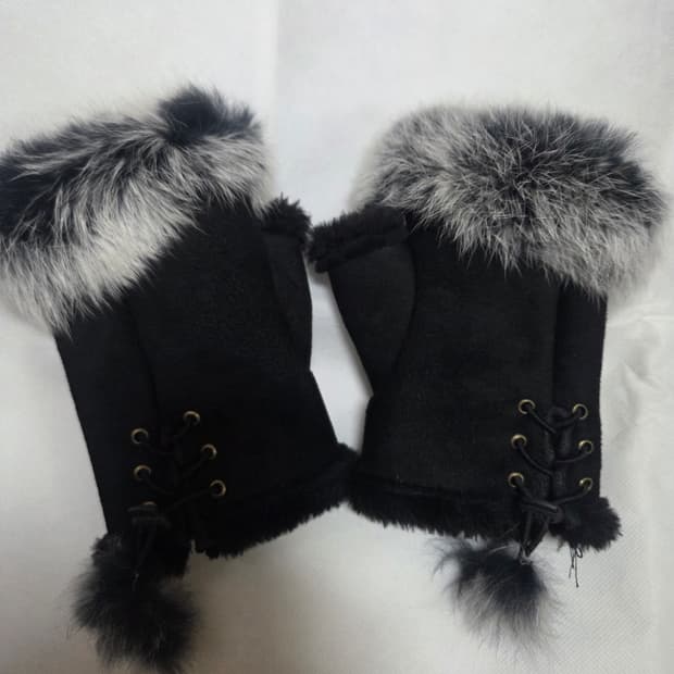 갸루st 블랙 퍼 핸드워머