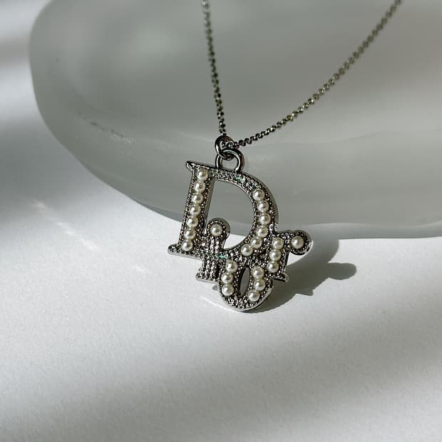 디올 오블리크 진주 포인트 업사이클링 목걸이 실버