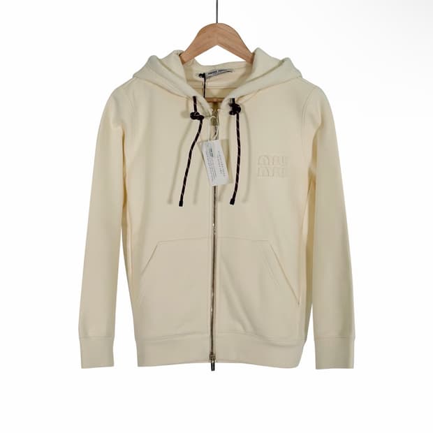 [M] 미우미우 여성 코튼 로고 플리스 지퍼 후드 집업 자켓 내츄럴 크림