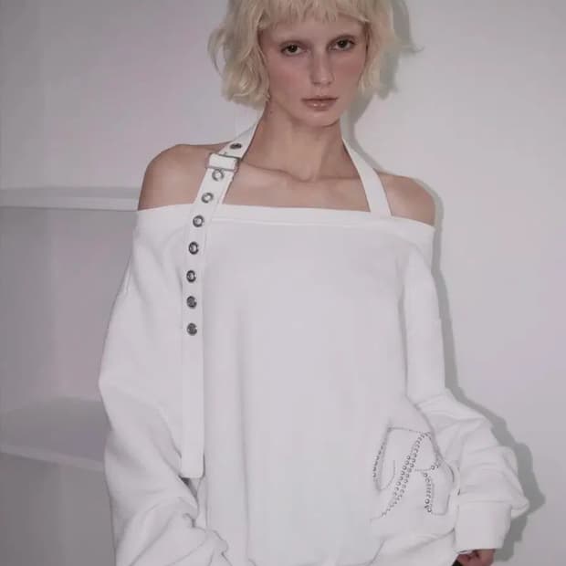 로제프란츠 Eyelet Strap Open Sweatshirt