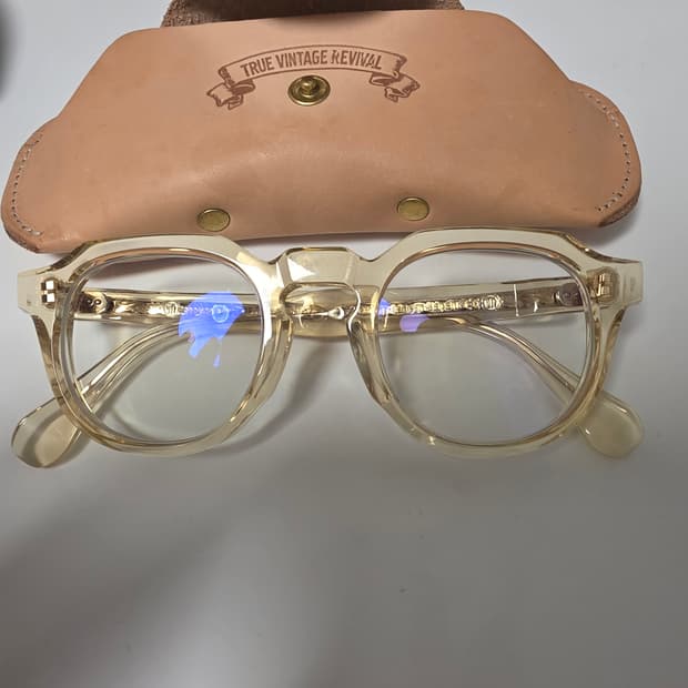 True Vintage Revival Seires 1