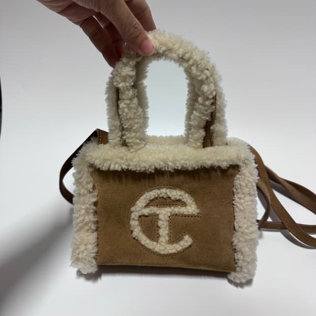 어그 텔파 체스트넛 미니백