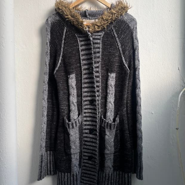 Vintage Grey Fur Hood Long Knit Cardigan