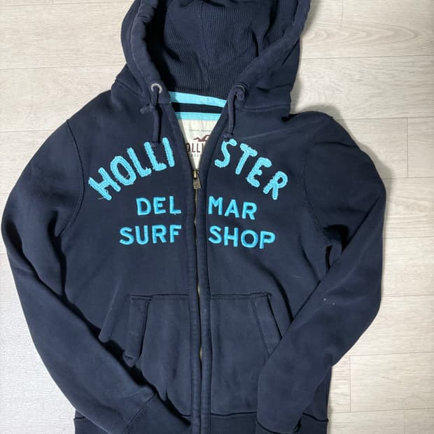 홀리스터 후드집업 급처