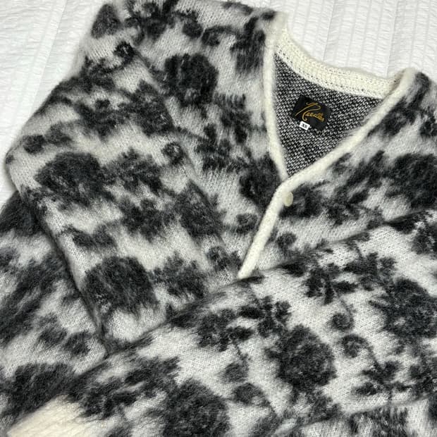 니들스 모헤어 가디건 로즈 화이트 블랙 (xs)