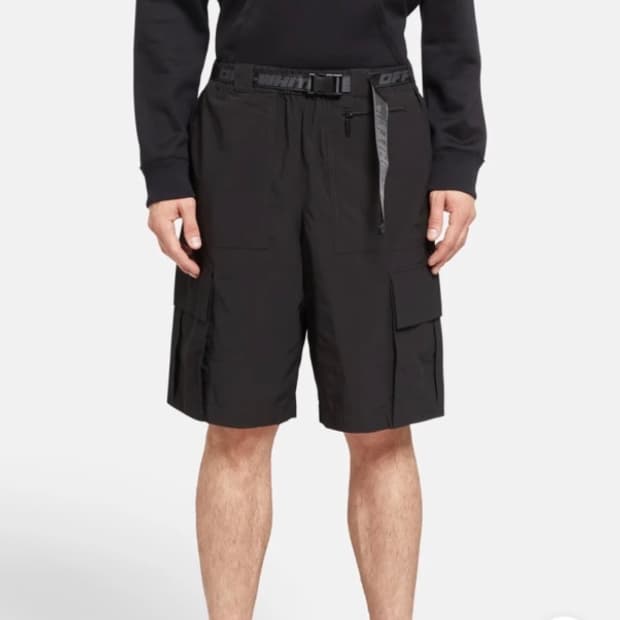(32인치/새상품) Off-White 카고 쇼츠 블랙 택보유