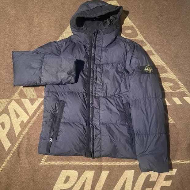 [정품] 스톤아일랜드 크링클랩스 논후드 후드 패딩 네이비 M