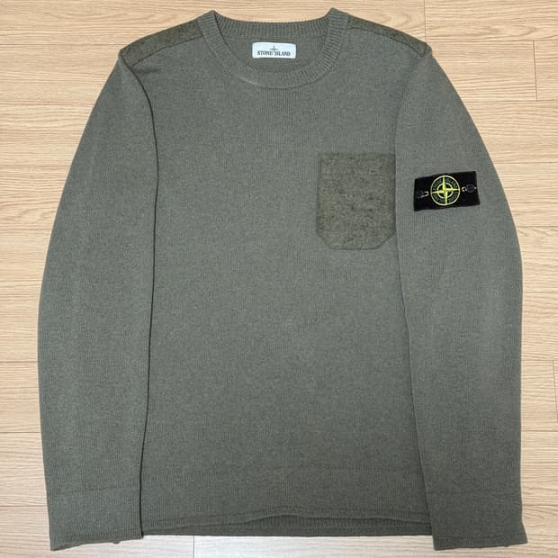 스톤아일랜드 포켓 울 니트 카키 XL 사이즈
