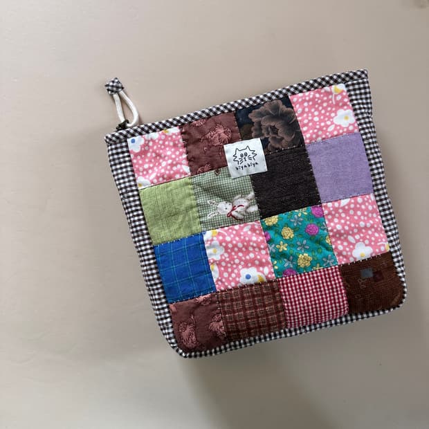 큼직한 퀼트 파우치 / quilt pouch / 핸드메이드