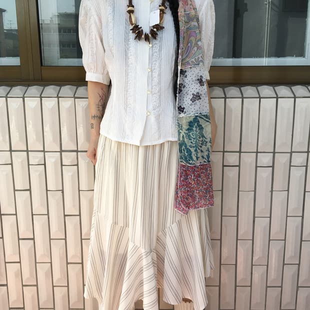 Pattern point blouse