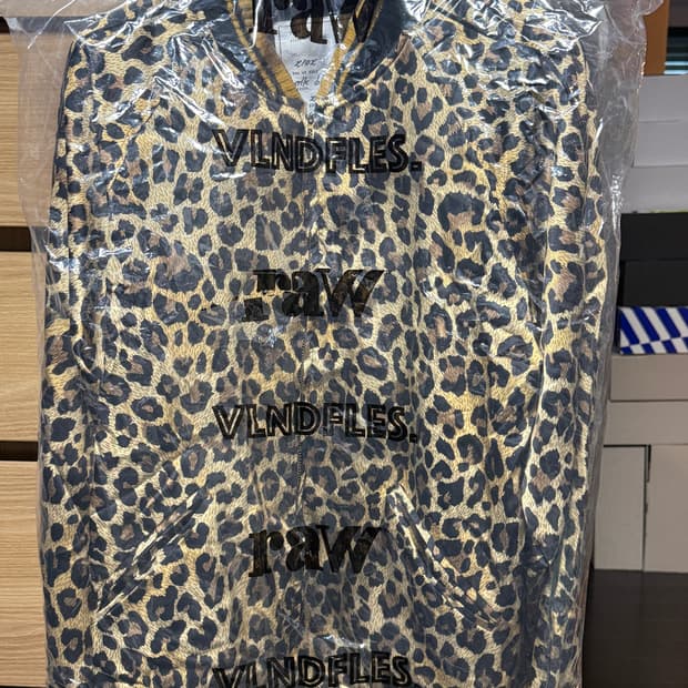 블라인드파일즈 실크 블루종 레오파드