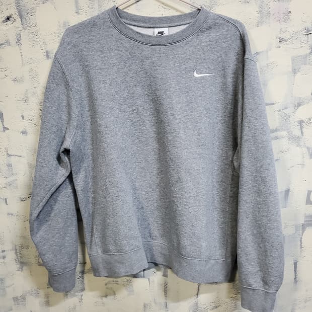 나이키 스우시 기모 맨투맨 