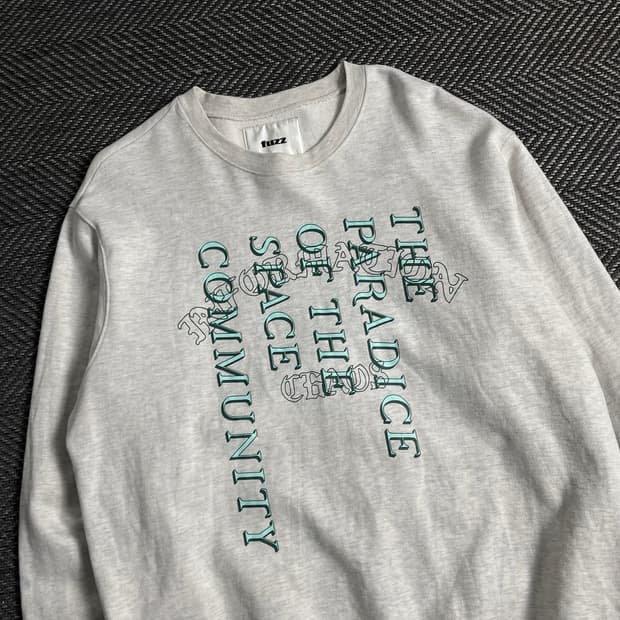 FUZZ 올드스쿨 박시핏 레터링 맨투맨y 3536