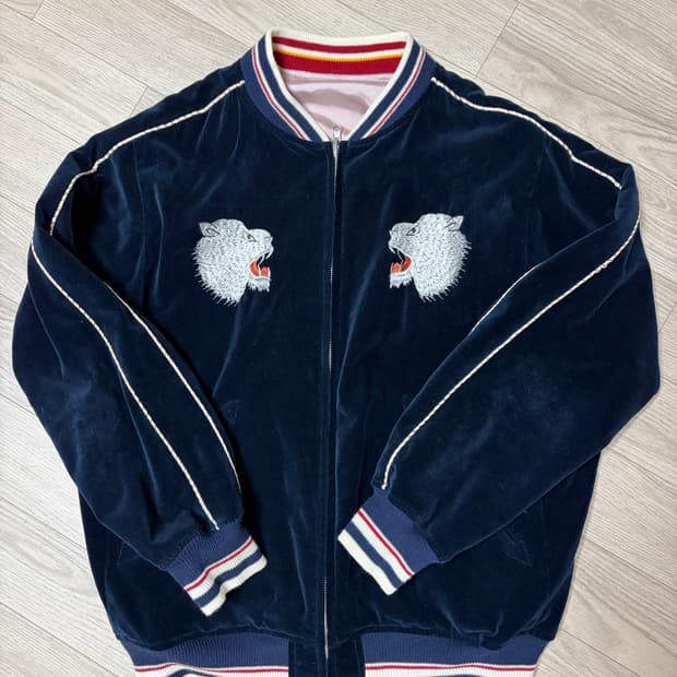 다이리쿠 polar bear velor ska jamper