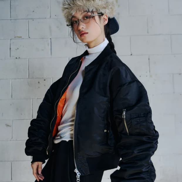 콜아웃뉴이어 블루종 볼륨 셔링 블랙