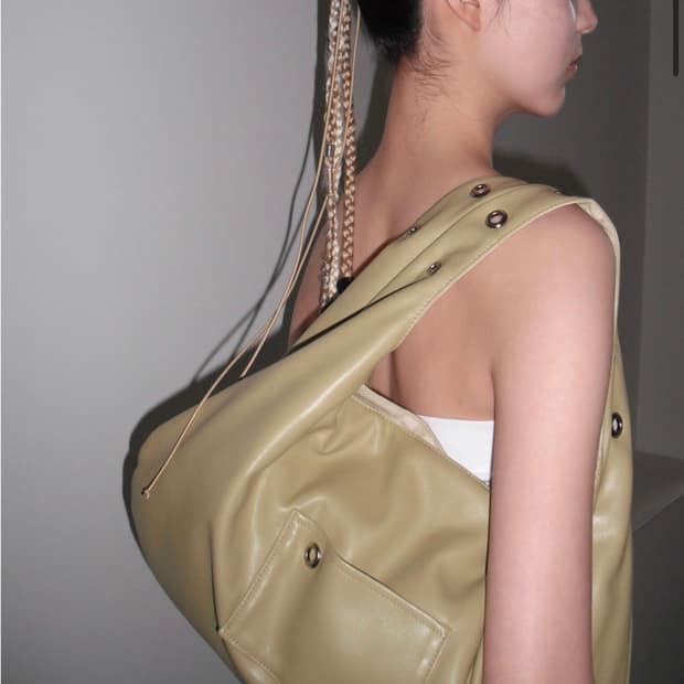 Depc 뎁크 EYELET LEATHER BAG - BUTTER