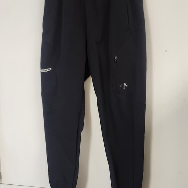 데상트 기모 트레이닝 우븐 조거팬츠 L (31-32)