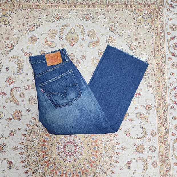 리바이스 503 데님 팬츠

청바지 30