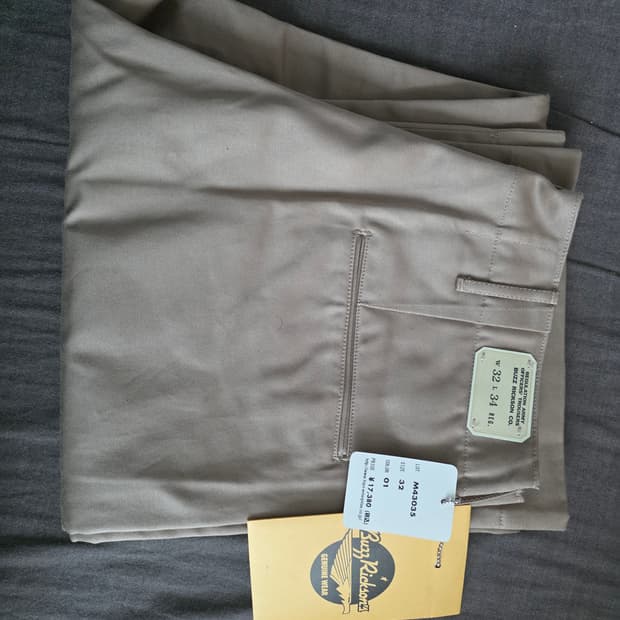 버즈릭슨  치노 