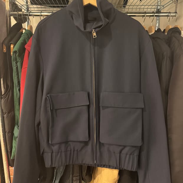 Cos 유틸리티 보머 재킷(S) 25ss 런웨이 컬렉션