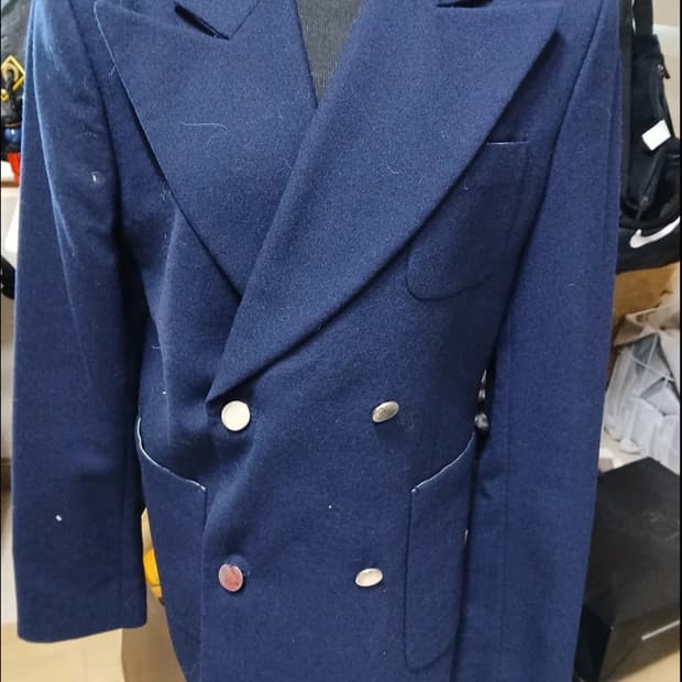 제네럴 아이디어 네이비 더블 자켓