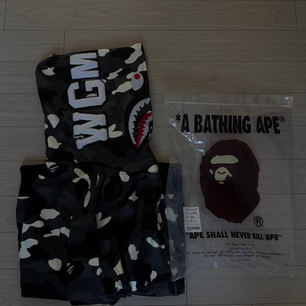 베이프 샤크후드 흑계 시티카모 새상품