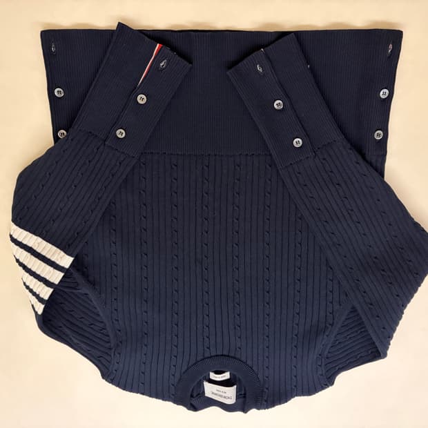 톰브라운 네이비 니트