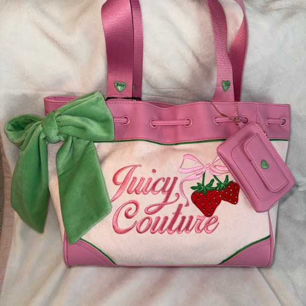 쥬시꾸뛰르 베이비핑크 딸기 데이드리머 토트백 히메갸루 베메클 베이비베어