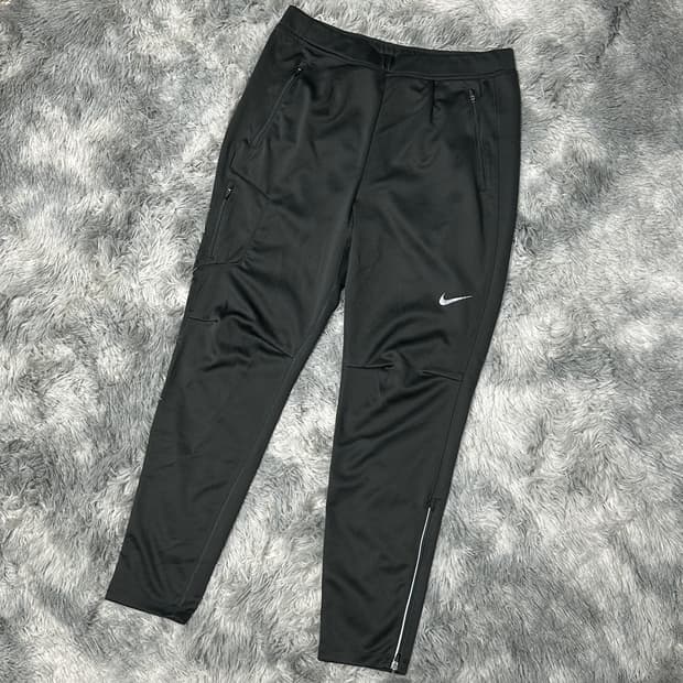 나이키 드라이핏 스우시 러닝 조거팬츠 L