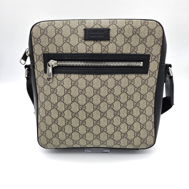 구찌 GG 수프림 캔버스 메신저백 473878
