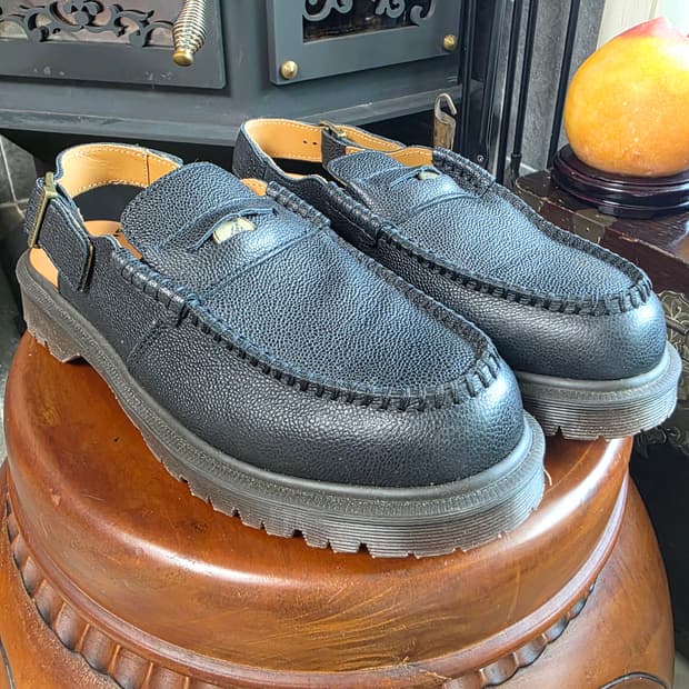 닥터마틴 펜톤 슬링백 270 사이즈