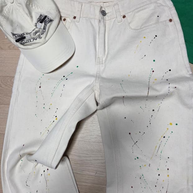 페이탈리즘 크림 페인팅 진 화이트 데님 