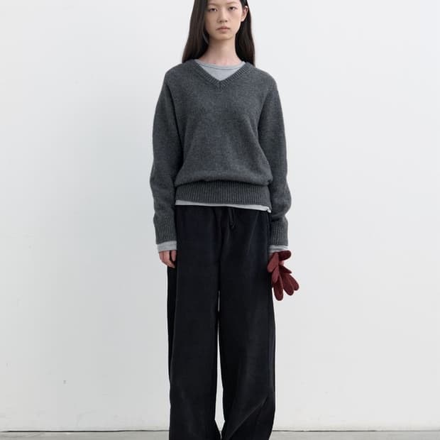 POSZER 포저 파인 울 브이넥 풀오버 니트