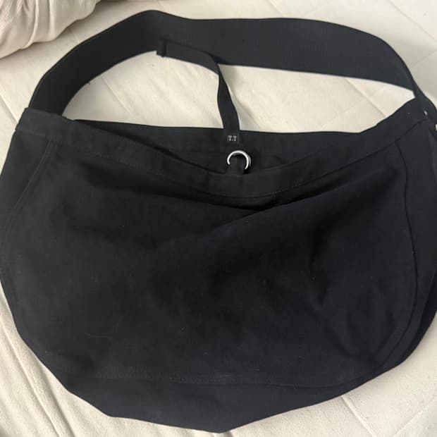 타이가 타카하시_ LOT.004 NEWSBOY BAG [BLACK]