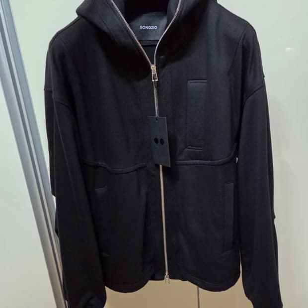 송지오 자수 후드집업