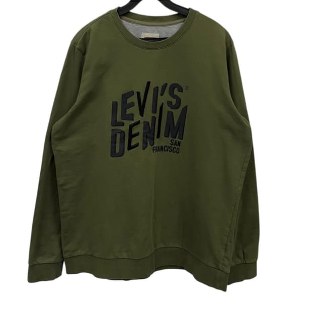 리바이스 스웻셔츠