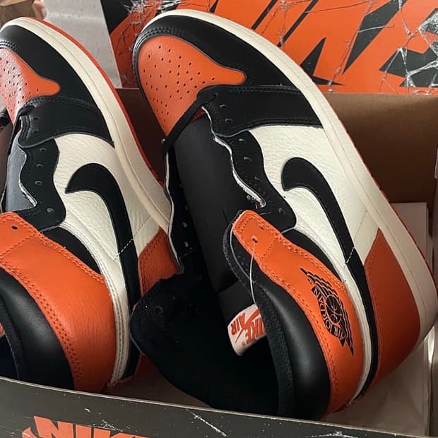 (275/US9.5)(새상품)나이키 에어 조던 1 하이 og 백보드